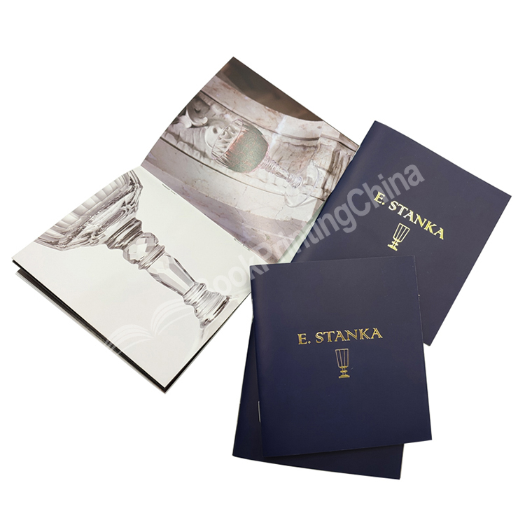 square brochure printing 3