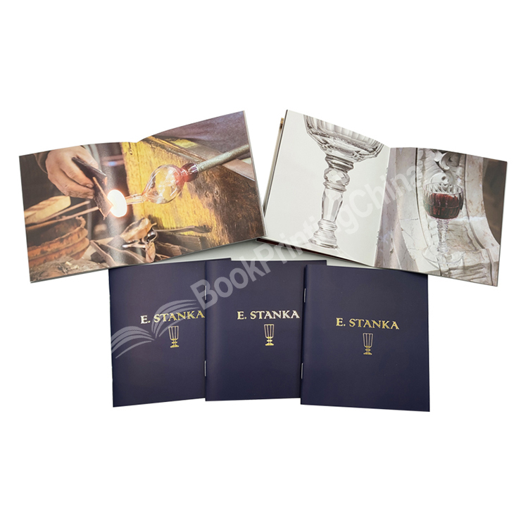 square brochure printing 4