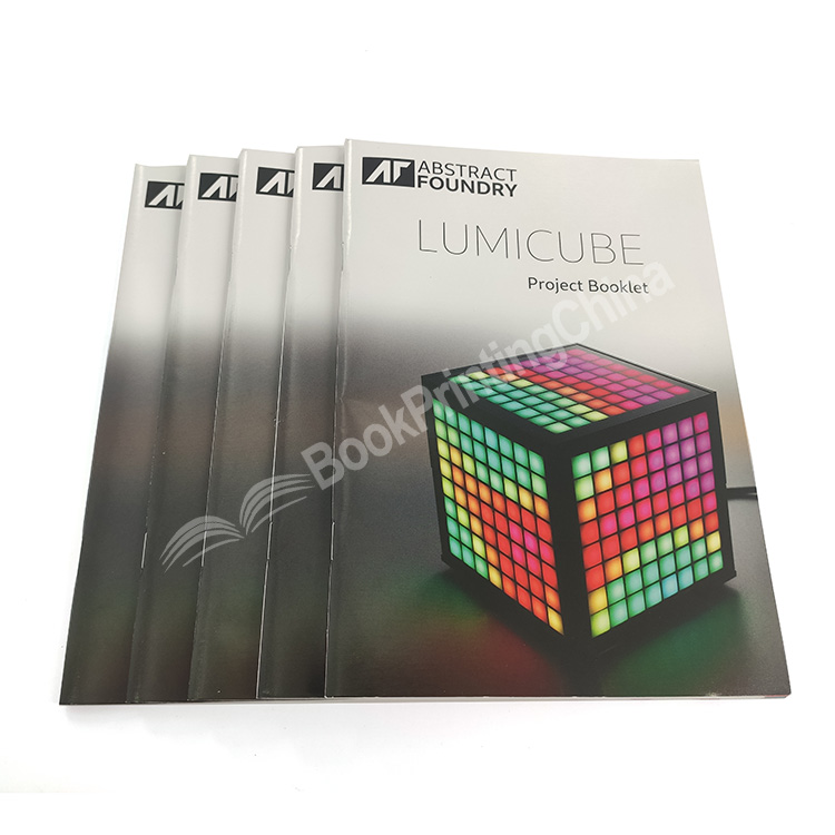 saddle stitch booklet printing (4)