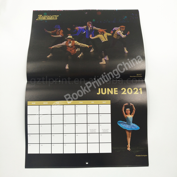 saddle stitch binding calendar printing4