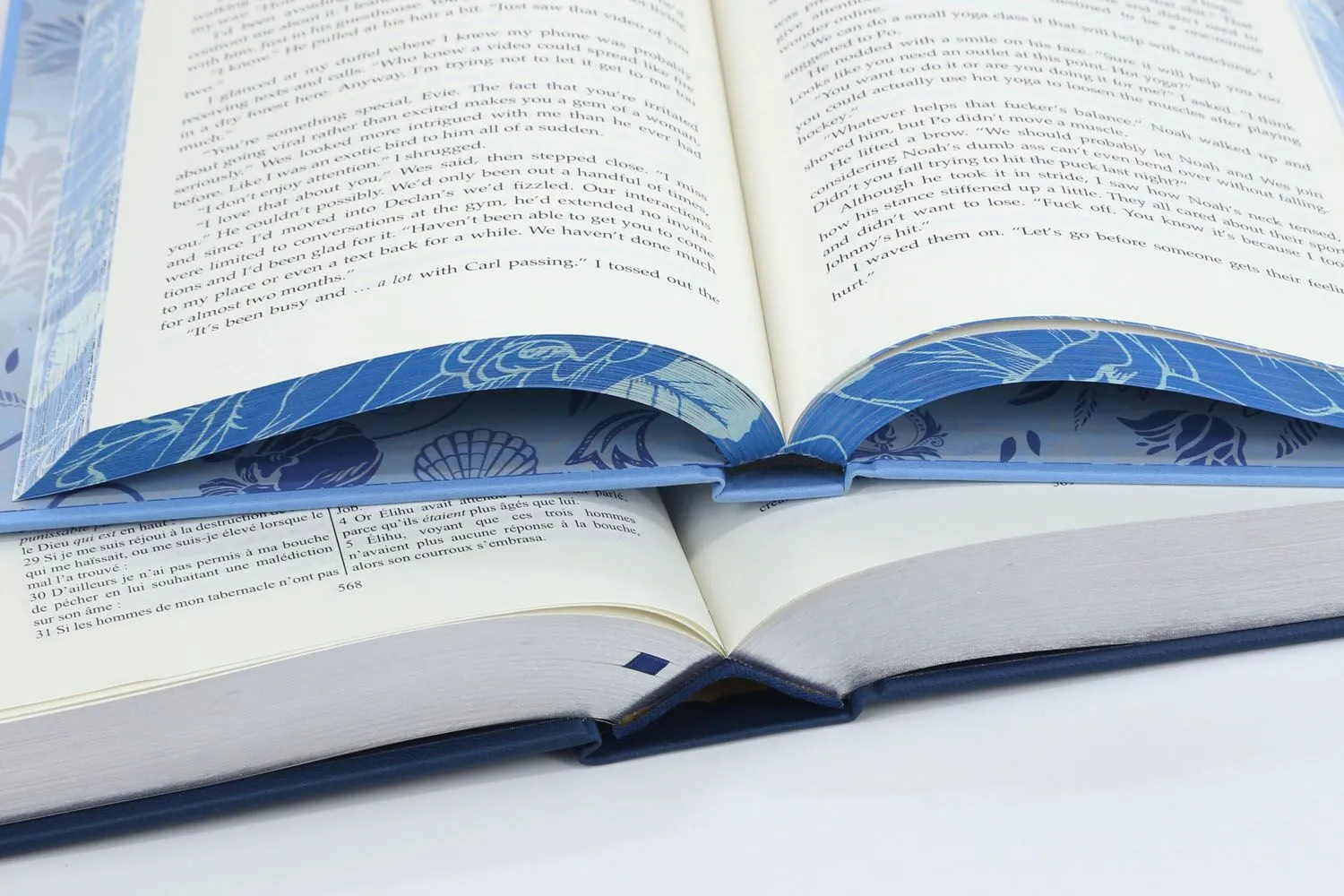 hardcover square back vs round back